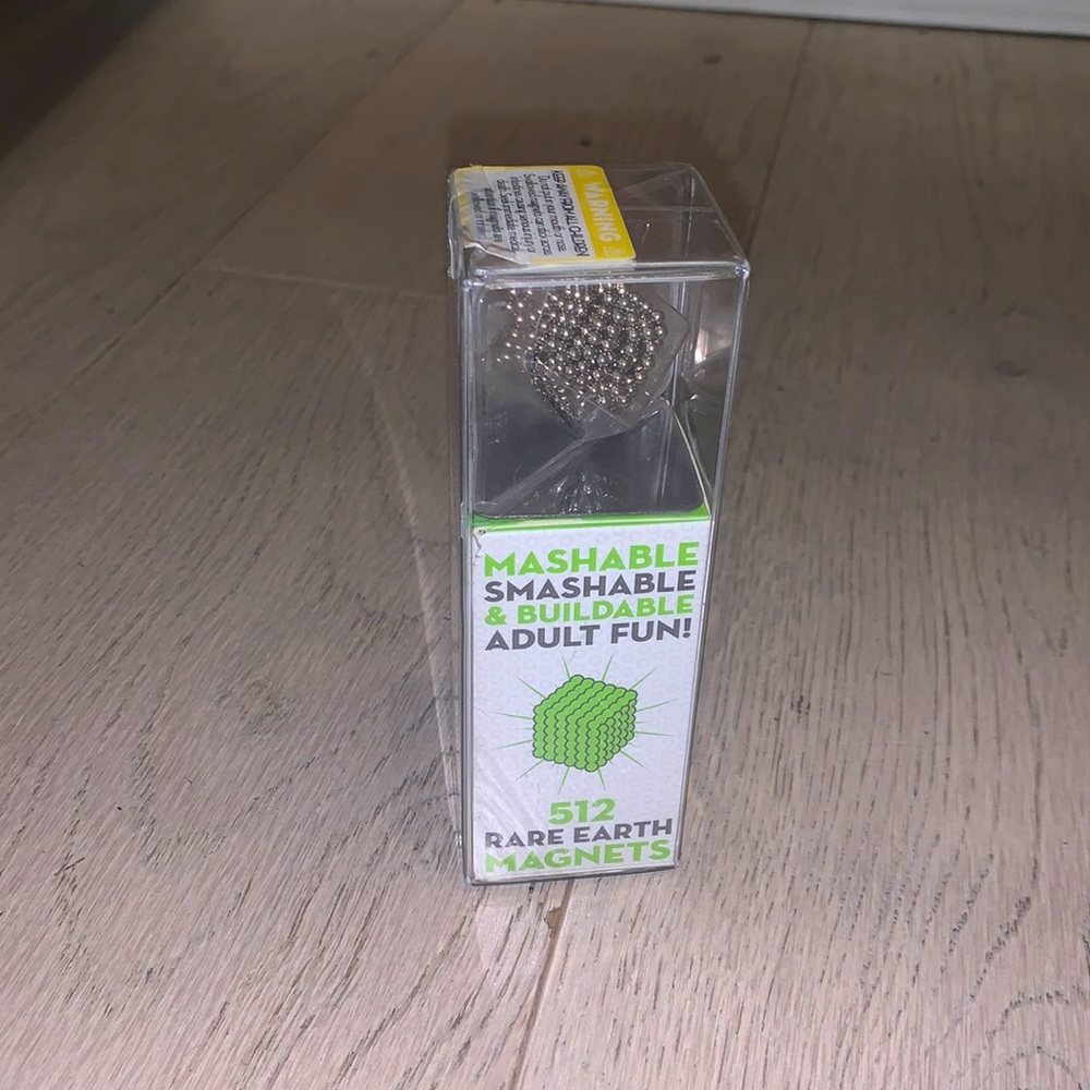speks 2.5mm magnet balls